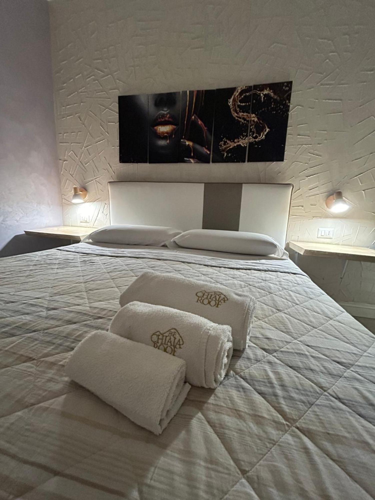 Bed and Breakfast Chiaia Roof Nápoles Habitación foto